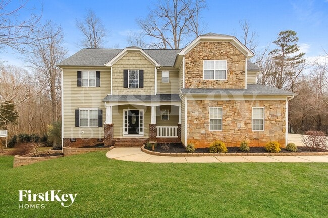 Building Photo - 152 Longboat Rd