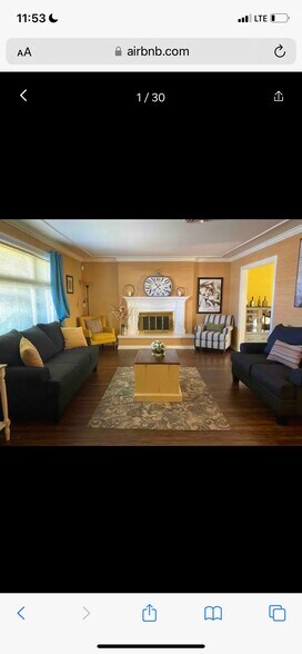 Building Photo - 4689 La Fonda Dr