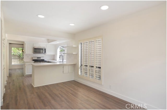 Building Photo - 24291 Whitney Ct