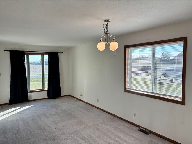 Building Photo - 1626-1628-1628 Wayne St