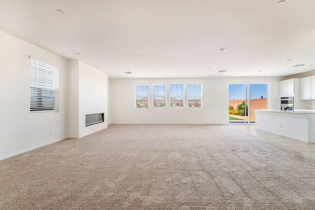 Building Photo - Modern Open-Concept Home with Loft & Designer Finishes in Inspirada!