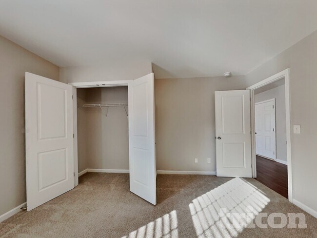 Building Photo - 1756 Pinnacle Oaks Dr