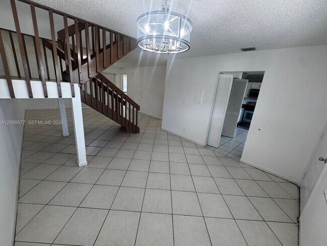 Building Photo - 16413 Grape Way