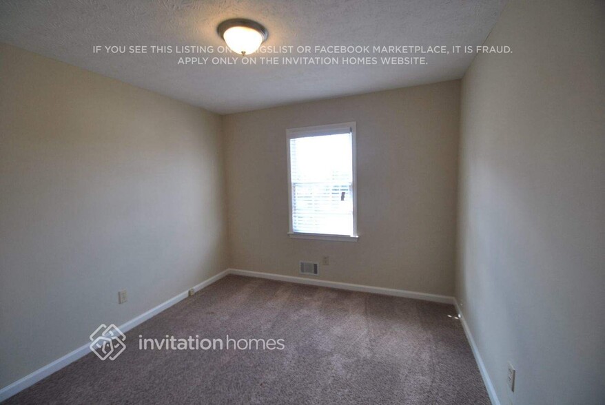 Building Photo - 9230 Melody Cir SW