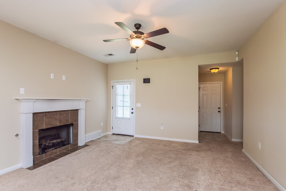Building Photo - 2733 Sapper Ln