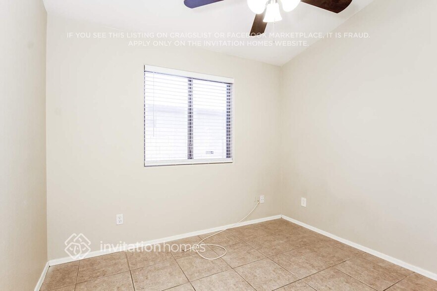 Building Photo - 15139 W Melvin St