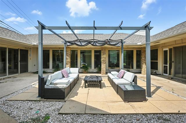 Building Photo - 6002 Costera Ln