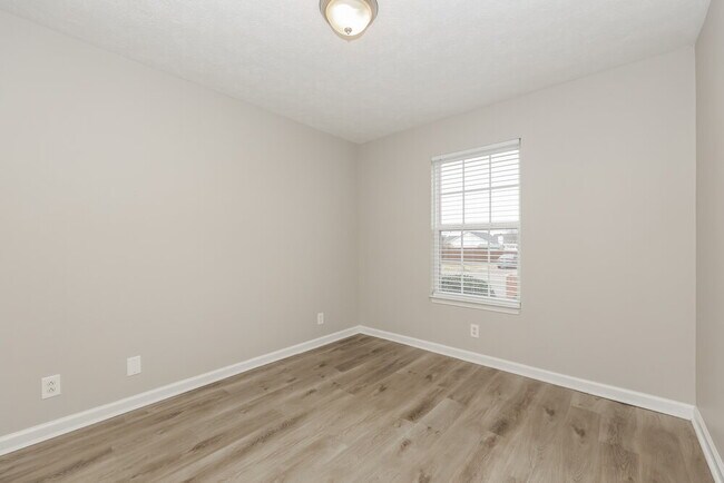 Building Photo - 1295 Tiree Dr