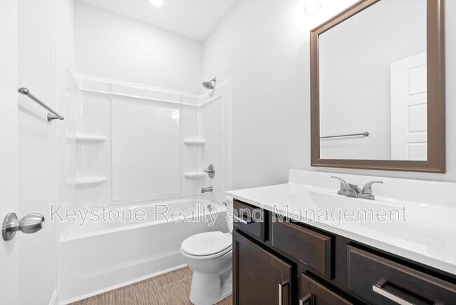 Building Photo - 750-G-105 Tracy Ln