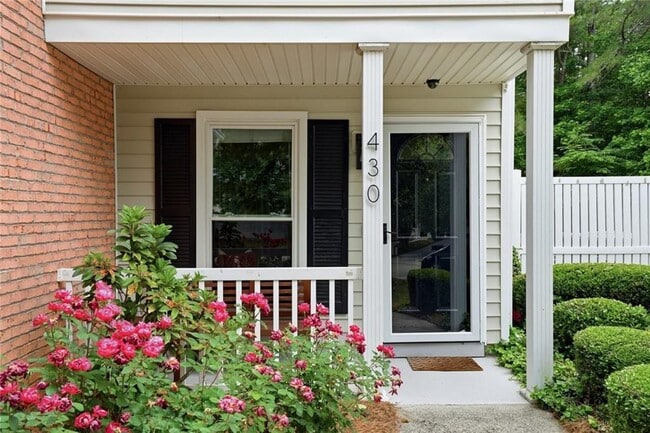 Building Photo - 430 Feyston Ct