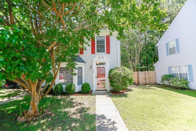 Building Photo - 200 Arabian Cir