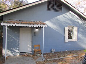 Building Photo - 28 Burgess Ct