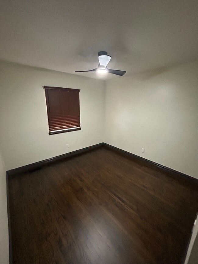 Building Photo - 9610 Britannia Ct