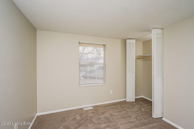 Building Photo - 6300 Ocho Rios Ct