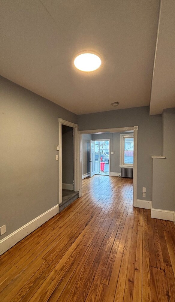 Building Photo - 44 Spruce St