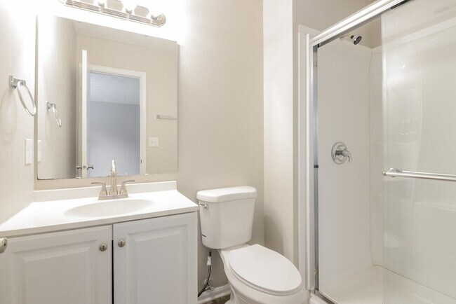 Building Photo - 140 Park Pl Blvd