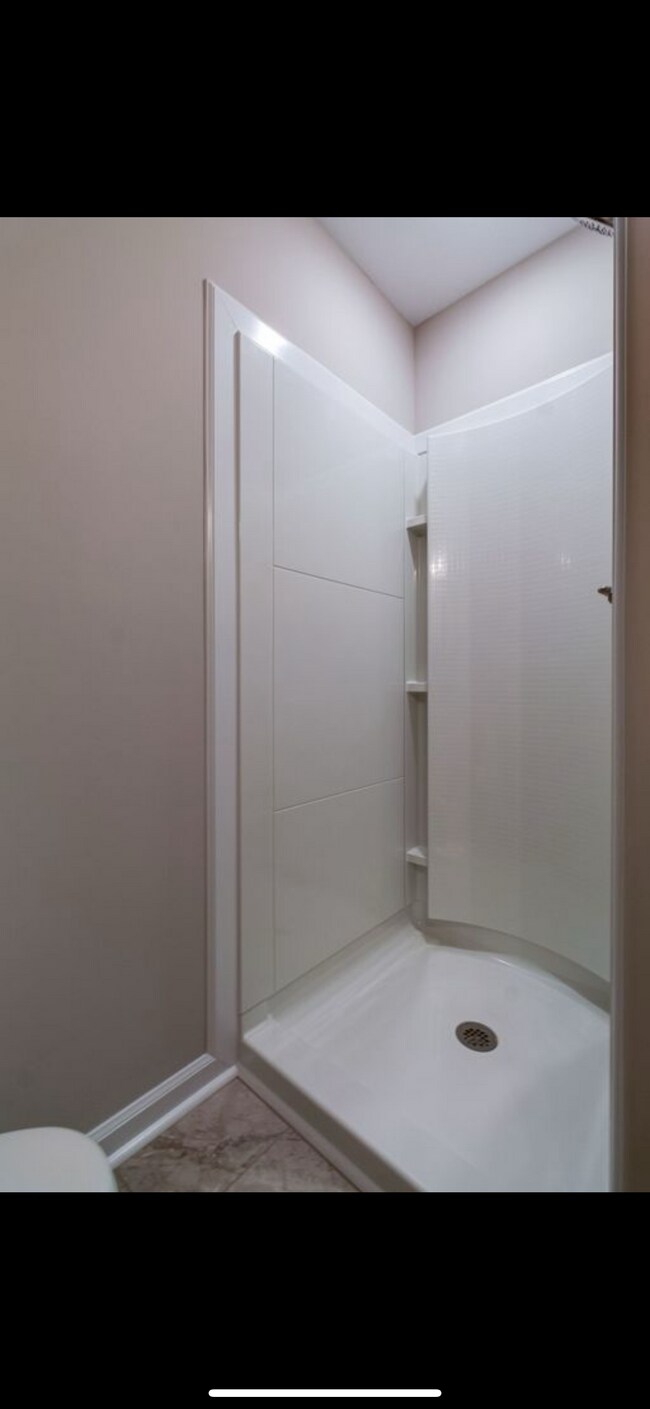 Building Photo - 65 W Fork Dr