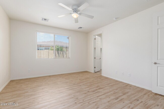 Building Photo - 4808 W Lydia Ln