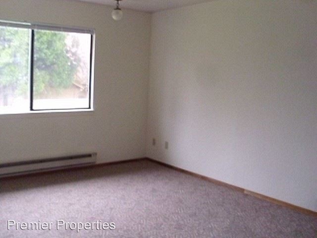Building Photo - 243-243 Cypress St