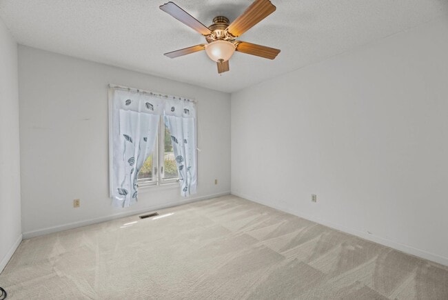 Building Photo - Waterfront Home with Private Dock in Fairfield Harbour