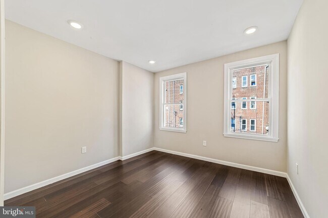Building Photo - 4707 Sansom St