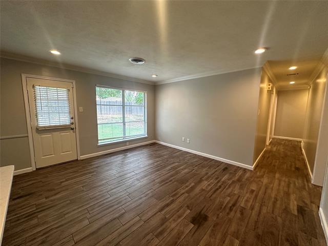 Building Photo - 102 Brookwood Dr