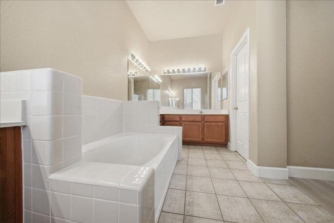 Building Photo - 4319 Cadee Ct