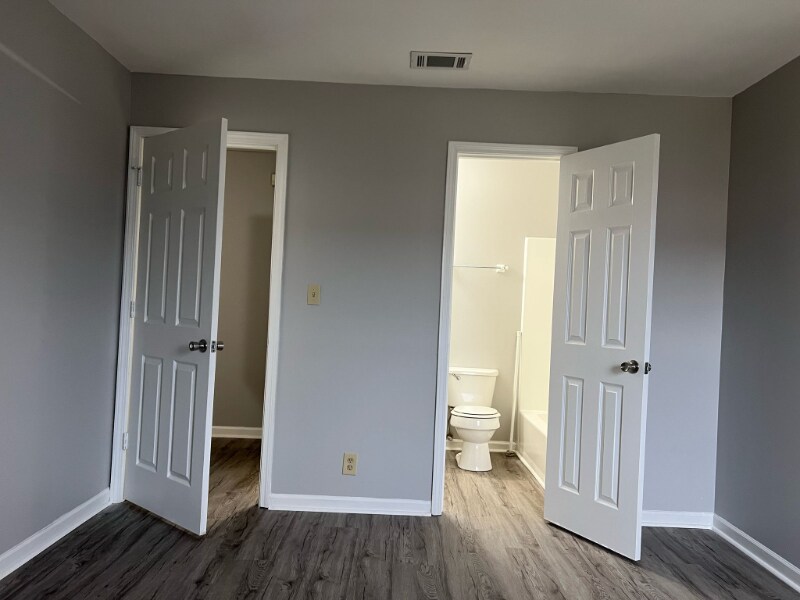 Building Photo - 755 Burcale Rd