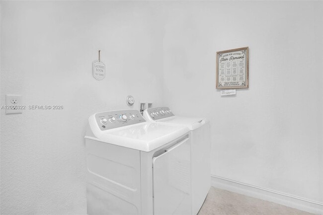 Building Photo - 11568 SW 13th Ln