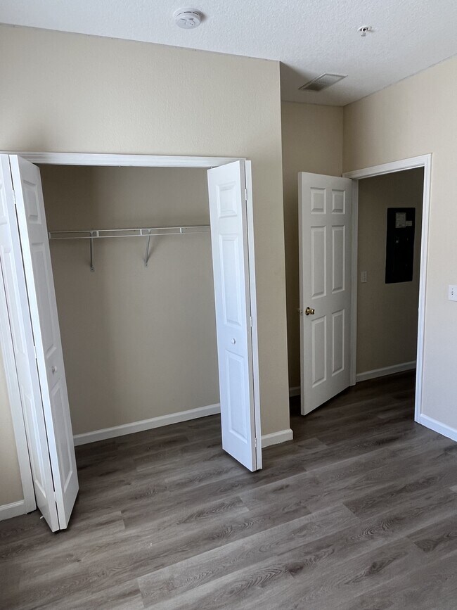 Building Photo - 3640 Kirkpatrick Cir