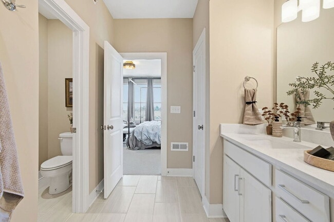 Building Photo - 6913 Cosby Vlg Ter