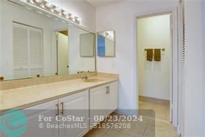 Building Photo - 12210 Royal Palm Blvd