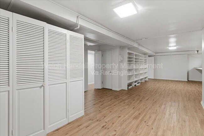 Building Photo - 3269 Polk Ave