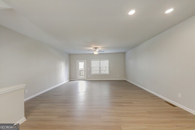 Building Photo - 43 Cobalt Ln