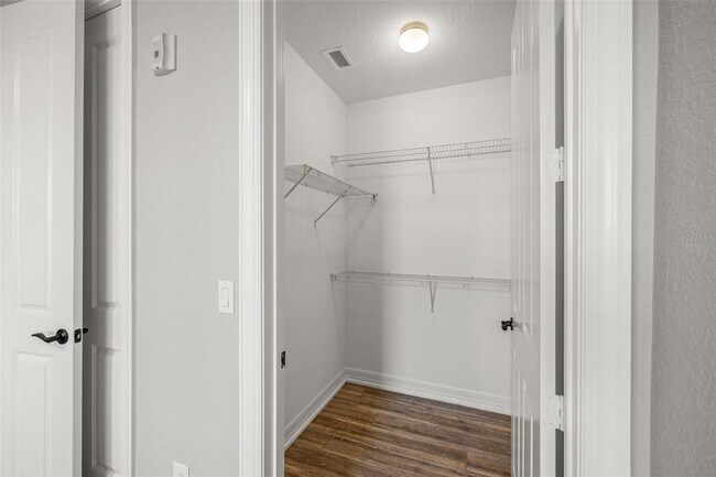 Building Photo - 99 Vivante Blvd