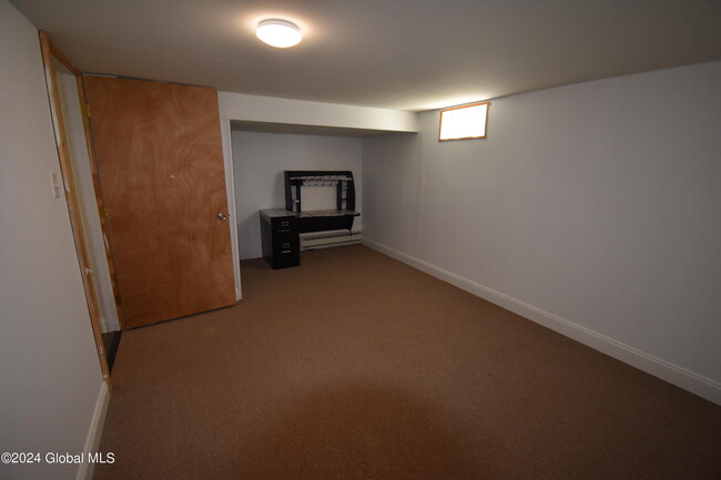 Building Photo - 89 Damascus Dr