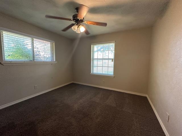 Building Photo - 1226 Greenbriar Cir