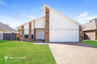 Building Photo - 5000 Highbank Dr