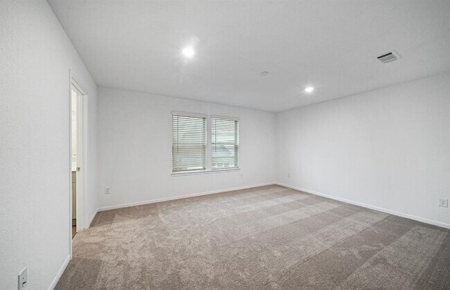 Building Photo - 1020 Laguna Cv Dr