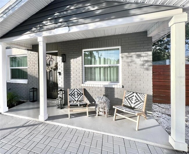 Building Photo - 6220 Interbay Ave