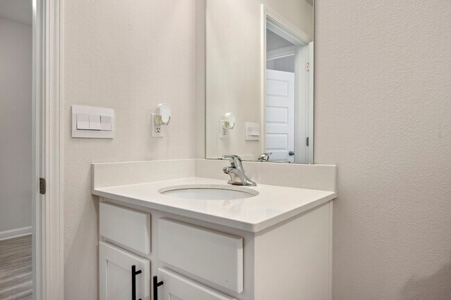 Building Photo - 4735 Airmen Dr