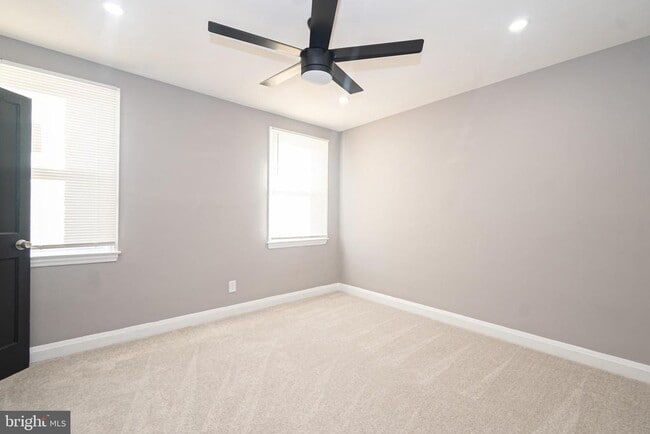 Building Photo - 3519 Kentucky Ave