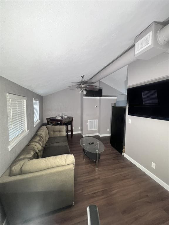 Building Photo - 1000 E 53rd St