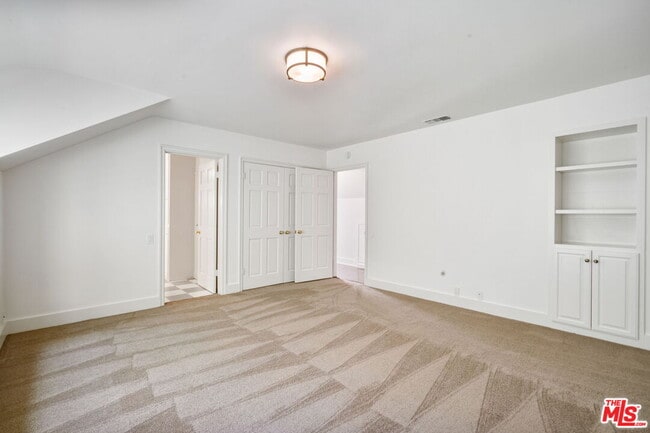 Building Photo - 10521 Rocca Pl