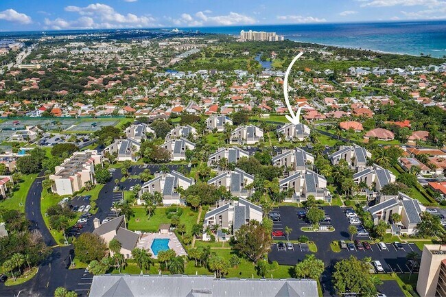 Building Photo - 1605 US-1