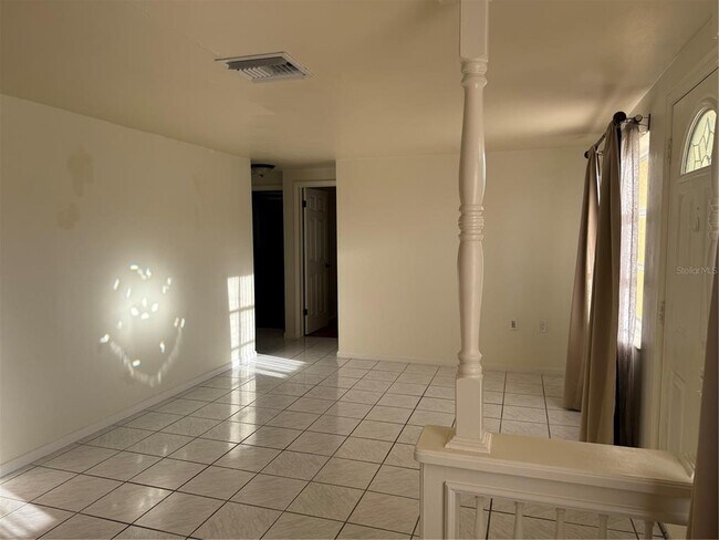 Building Photo - 1253 Chelsea Ln