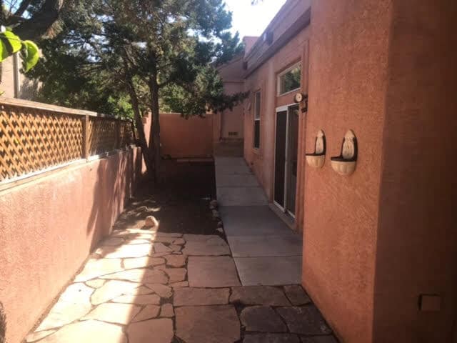 Building Photo - 1251 Monte Verde Dr NE