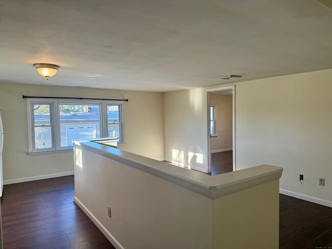 Building Photo - 100 Lebanon Ave