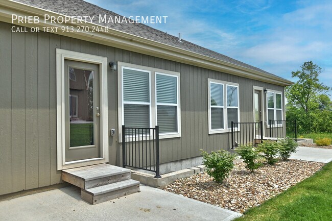 Building Photo - 8957 Findley St