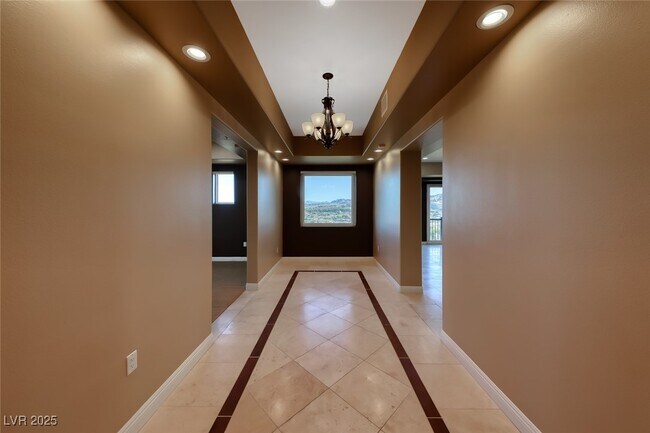 Building Photo - 64 Strada Principale